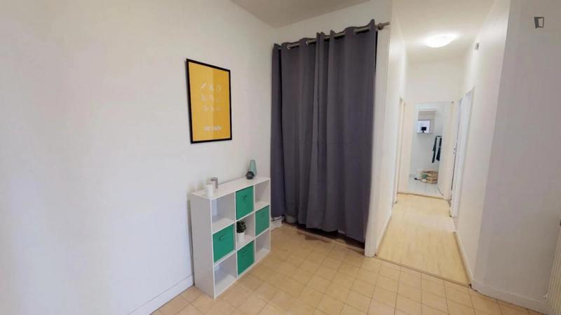 Chambre - 9 m² - 4 pièces