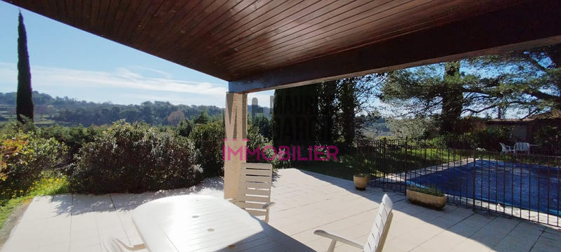 Maison - 190 m² - 7 pièces