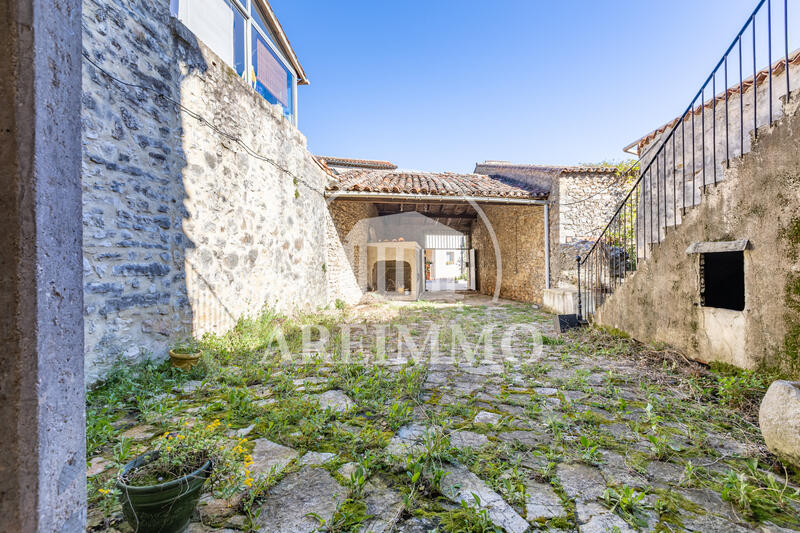 Maison - 94 m² - 4 pièces