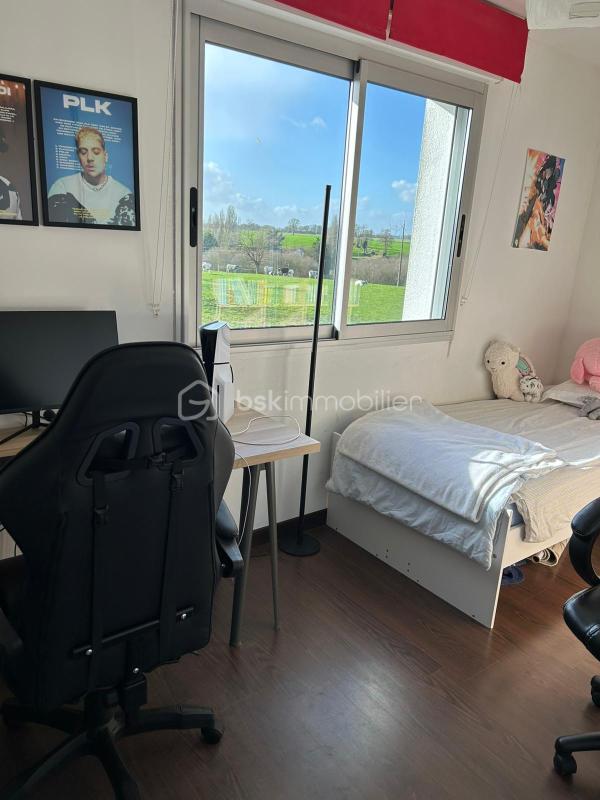 Maison - 182 m² - 7 pièces