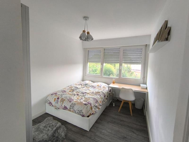 Appartement - 99 m² - 6 pièces