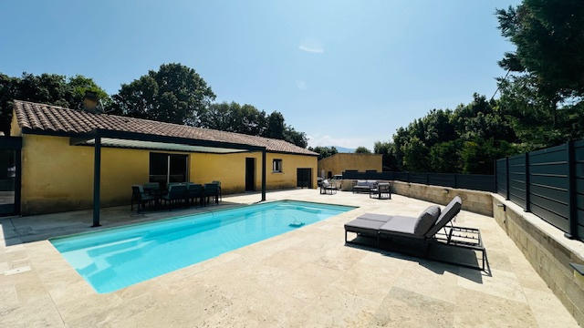 Villa - 180 m² - 6 pièces