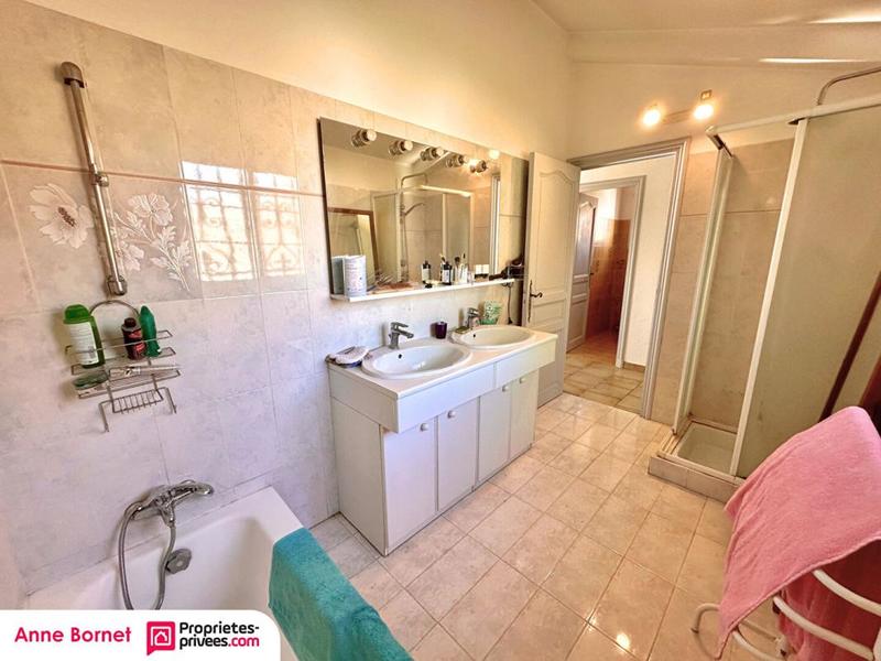 Villa - 148 m² - 6 pièces