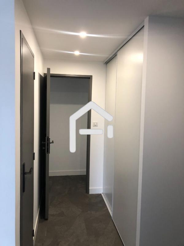 Appartement - 81 m² - 4 pièces