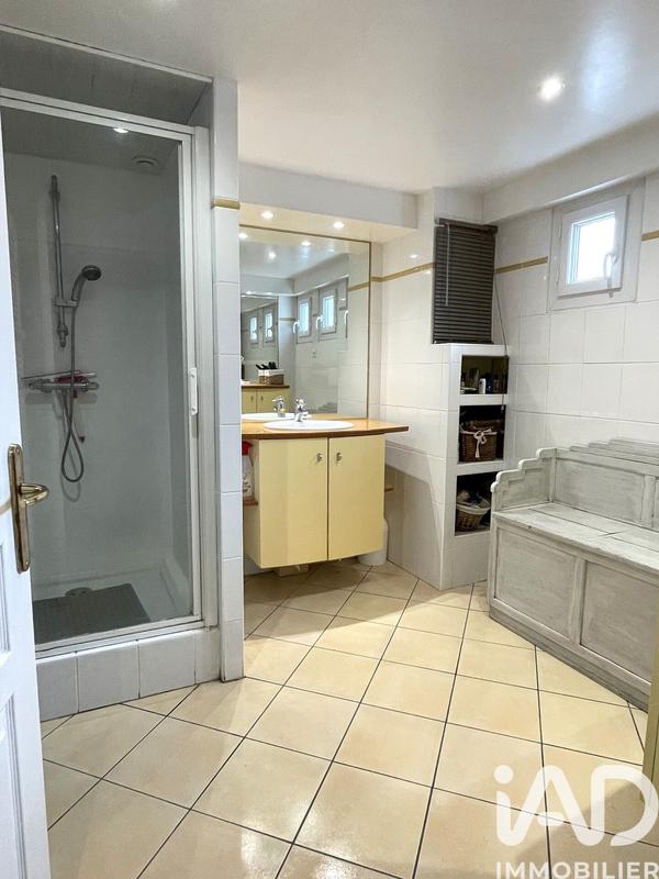 Maison - 121 m² - 5 pièces