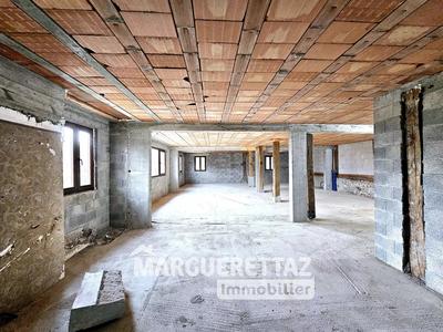 Appartement - 135 m² - 4 pièces