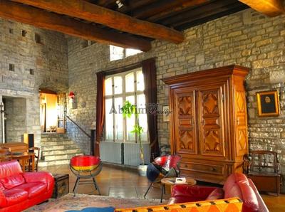 Maison - 290 m² - 10 pièces