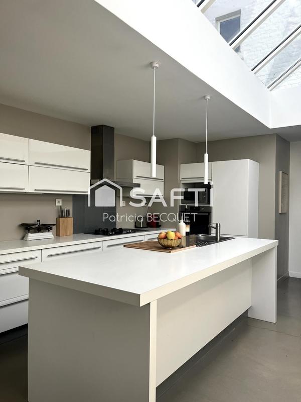 Maison - 143 m² - 5 pièces