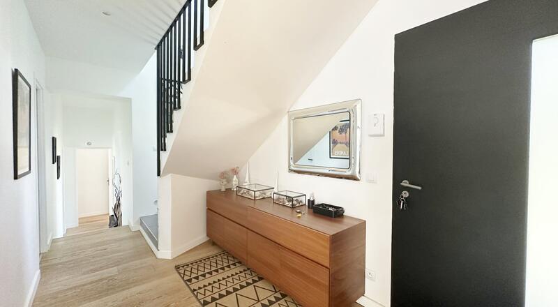 Maison d'architecte - 180 m² - 6 pièces