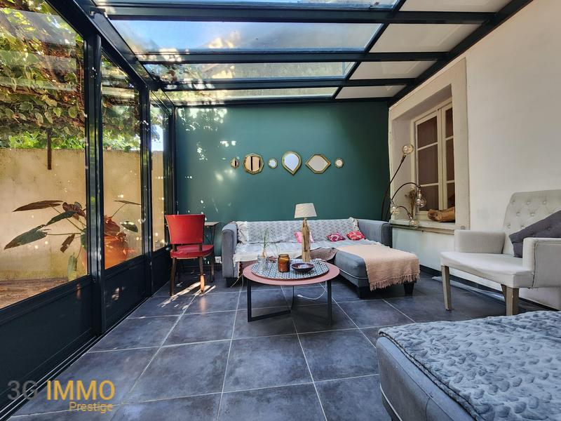 Maison de maîtres - 280 m² - 14 pièces