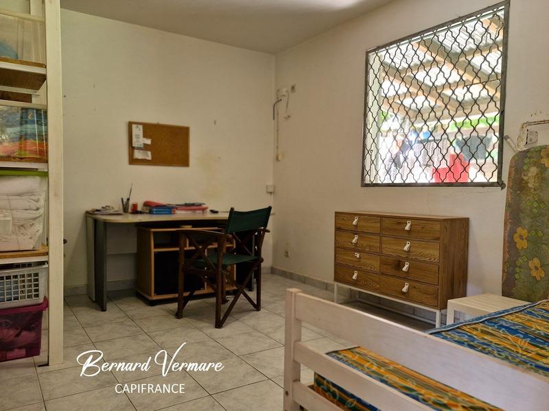 Bungalow - 135 m² - 9 pièces