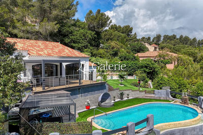 Villa - 122 m² - 4 pièces