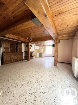 Maison de village - 100 m² - 4 pièces