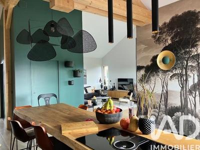 Maison de ville - 190 m² - 7 pièces