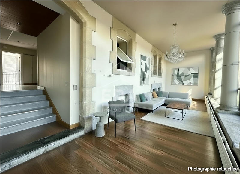 Local d'activité / Entrepôt - 339 m² - 6 pièces