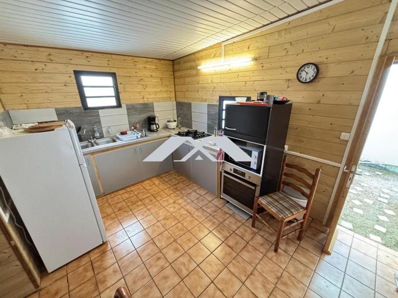 Maison - 90 m² - 3 pièces