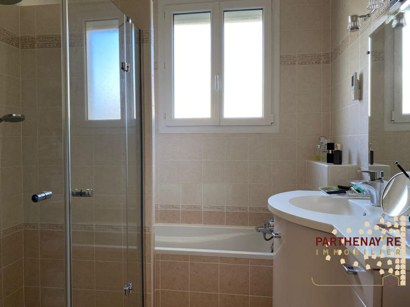 Maison - 120 m² - 5 pièces