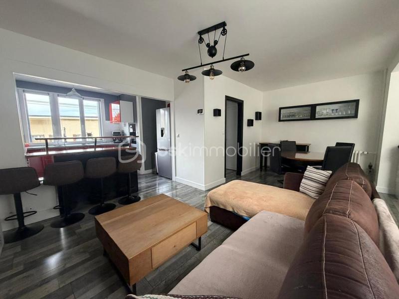 Maison de ville - 75 m² - 4 pièces