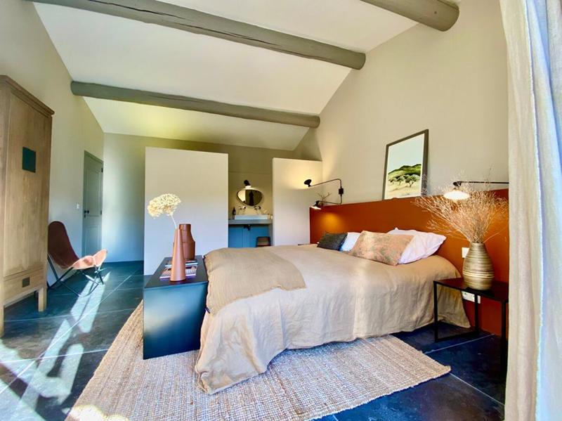 Demeure - 252 m² - 8 pièces