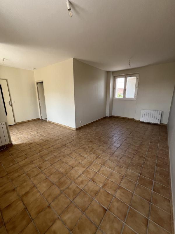 Appartement - 65 m² - 4 pièces