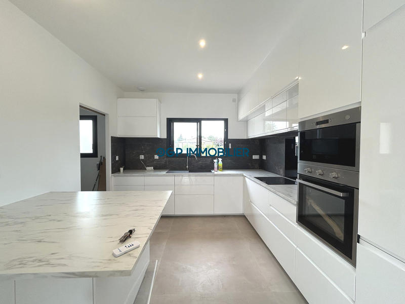 Villa - 143 m² - 6 pièces