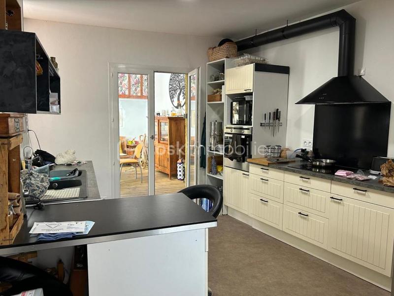 Maison de village - 80 m² - 3 pièces