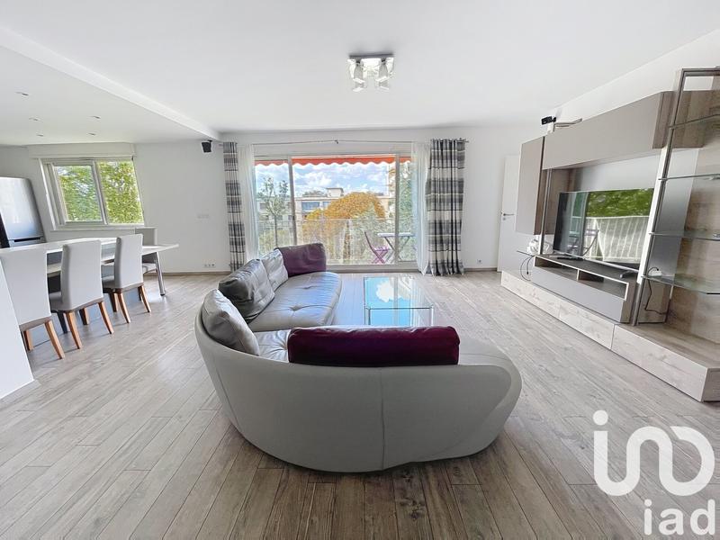 Appartement - 90 m² - 4 pièces