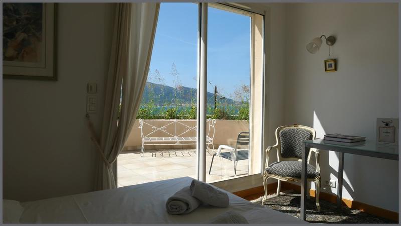 Villa - 356 m² - 10 pièces