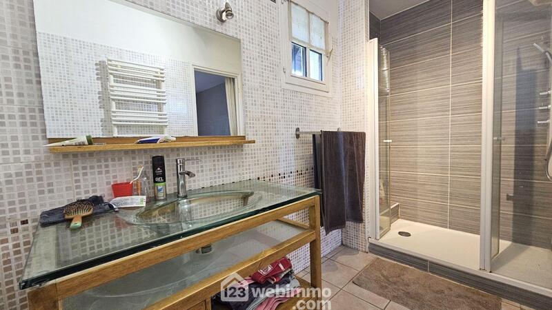 Maison - 171 m² - 6 pièces