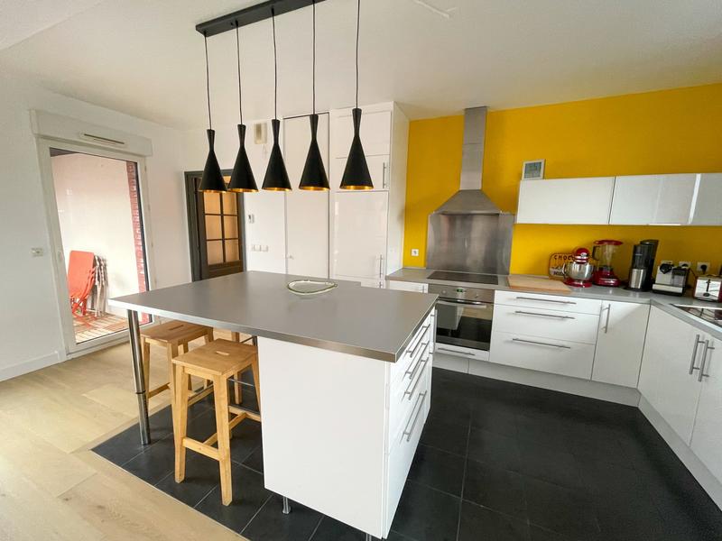 Appartement - 85 m² - 3 pièces