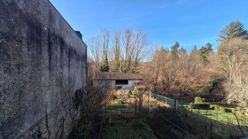 Maison - 228 m² - 8 pièces