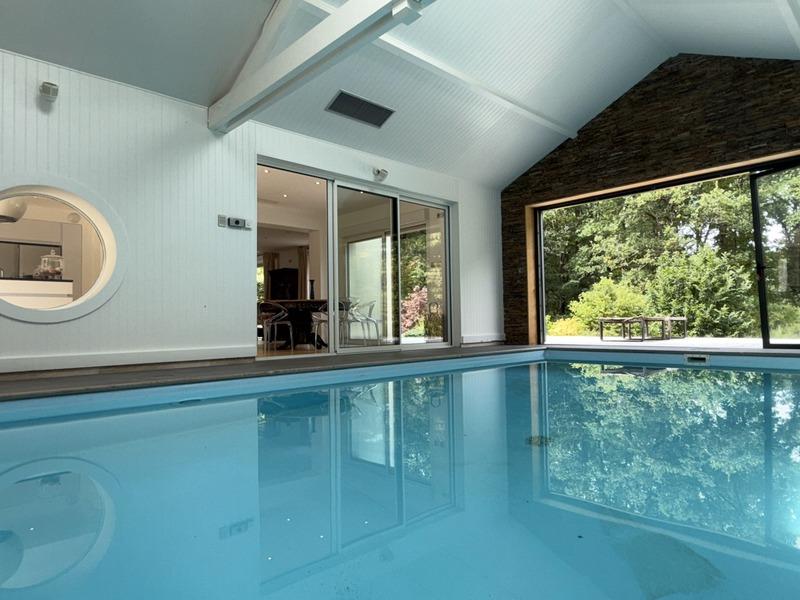 Maison d'architecte - 280 m² - 7 pièces