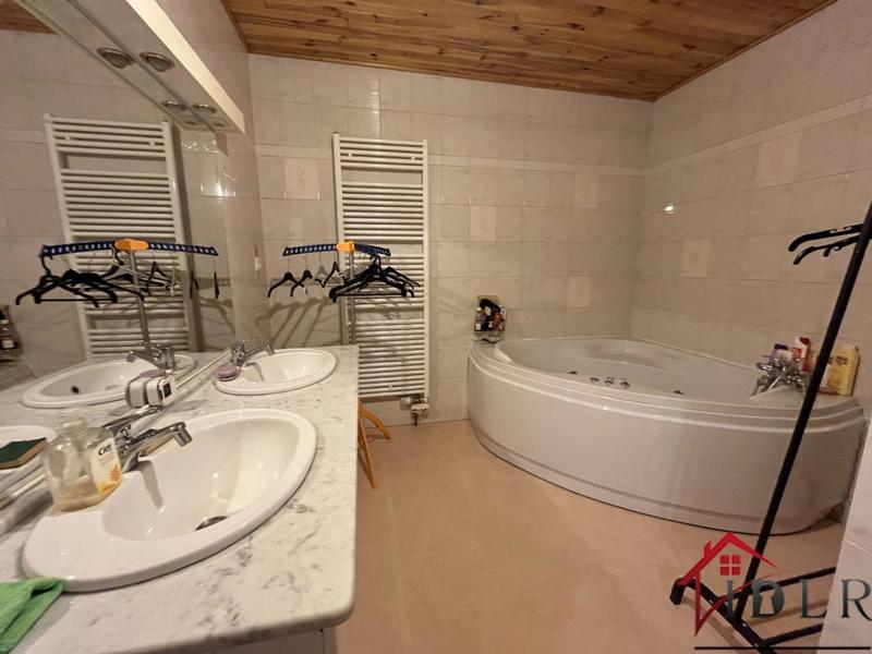 Maison de village - 131 m² - 5 pièces