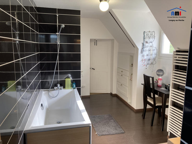 Maison - 380 m² - 7 pièces