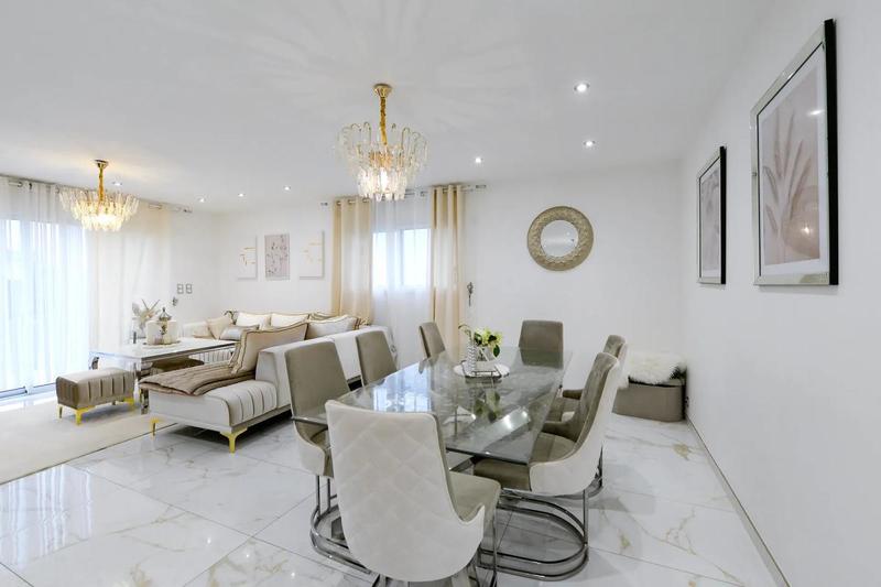 Maison - 143 m² - 5 pièces