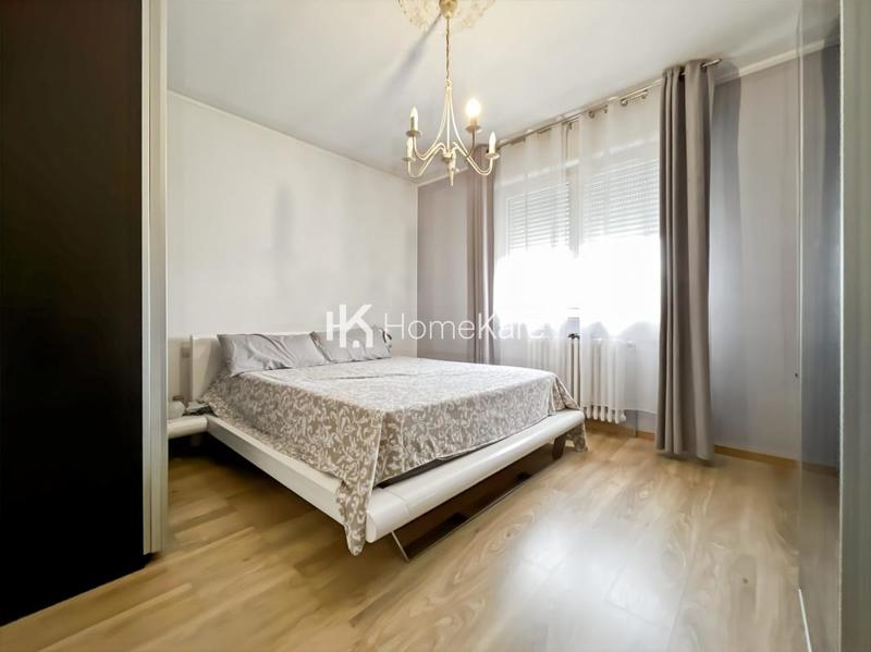 Maison traditionnelle - 180 m² - 6 pièces