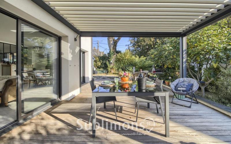 Maison - 122 m² - 6 pièces