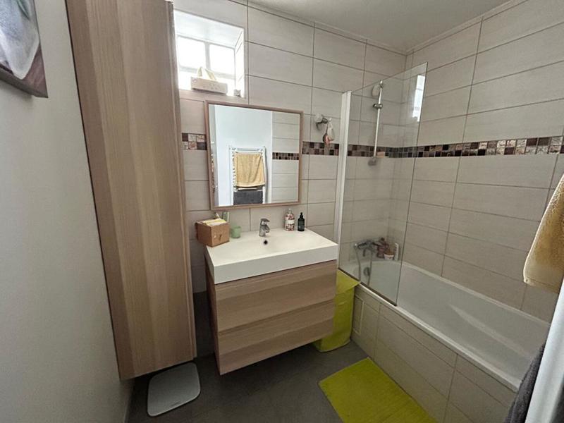 Appartement - 80 m² - 3 pièces