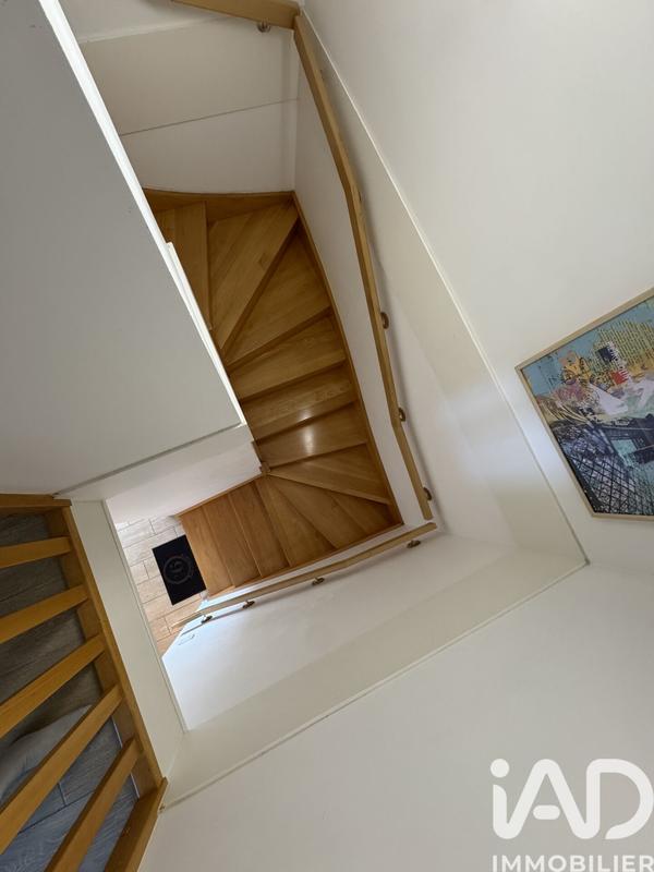 Appartement - 95 m² - 5 pièces