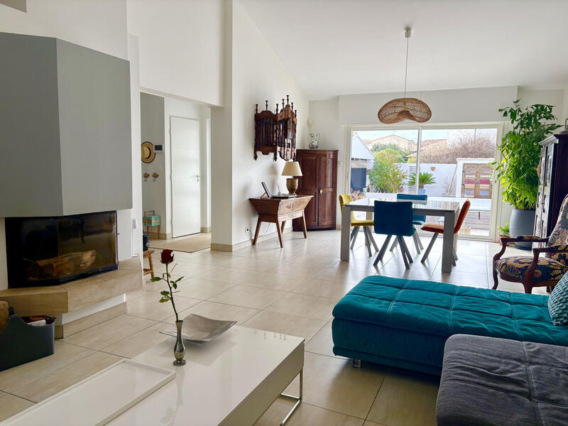 Maison - 159 m² - 5 pièces