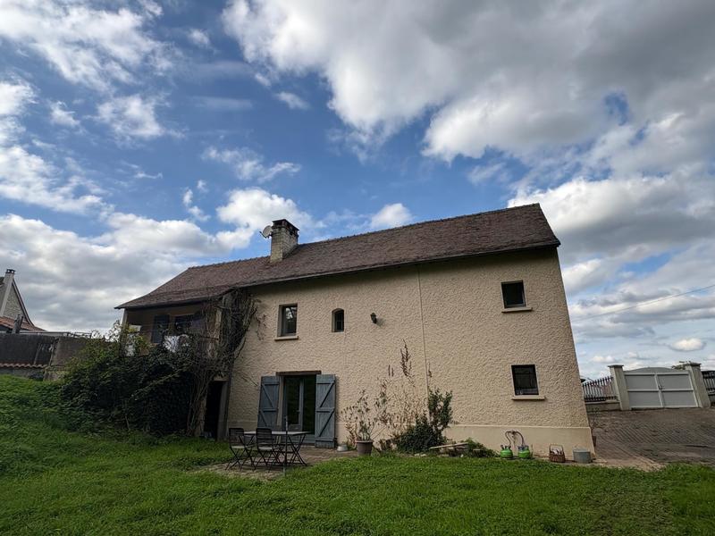 Maison - 107 m² - 4 pièces