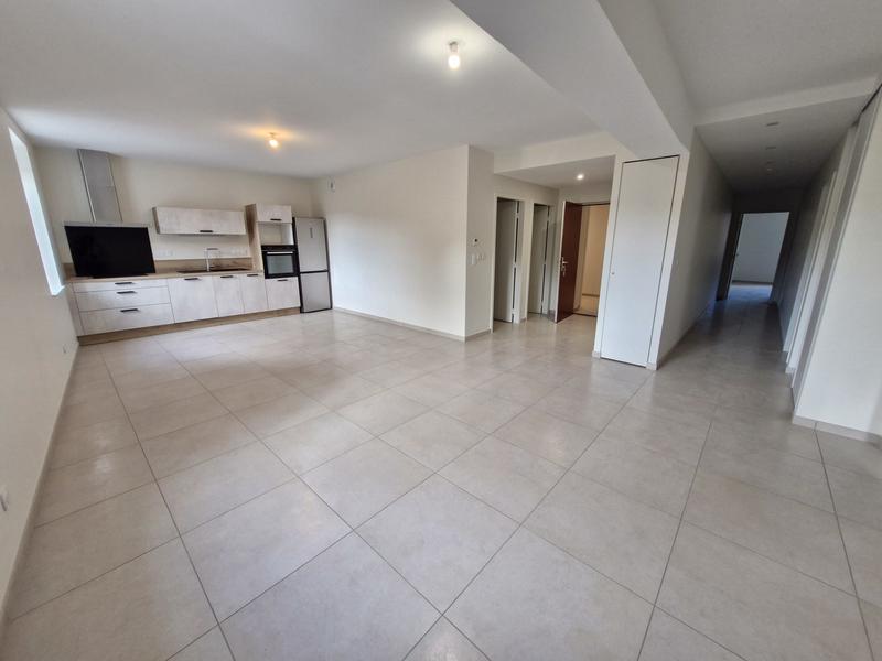 Appartement - 111 m² - 4 pièces