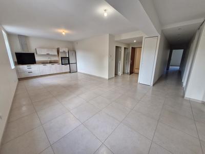 Appartement - 111 m² - 4 pièces