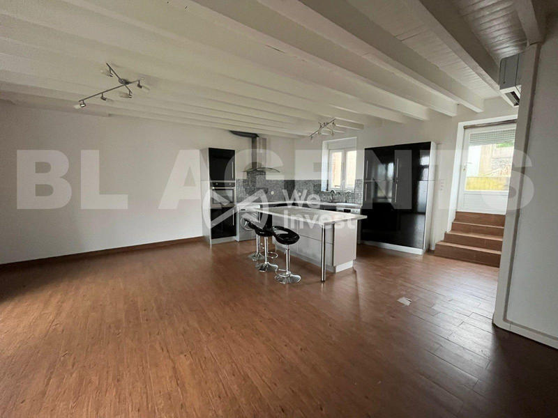 Maison - 141 m² - 5 pièces