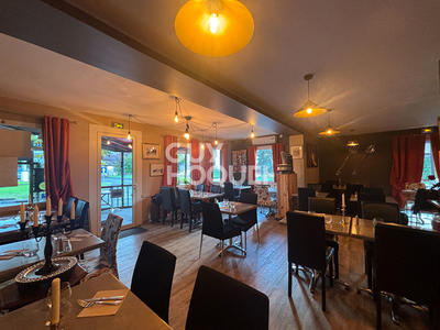 Fonds de commerce - 220 m²