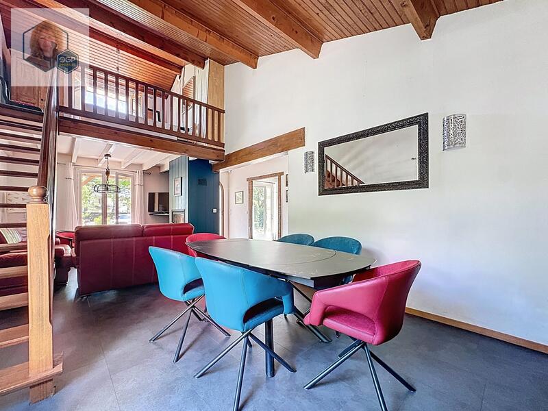 Maison traditionnelle - 115 m² - 4 pièces