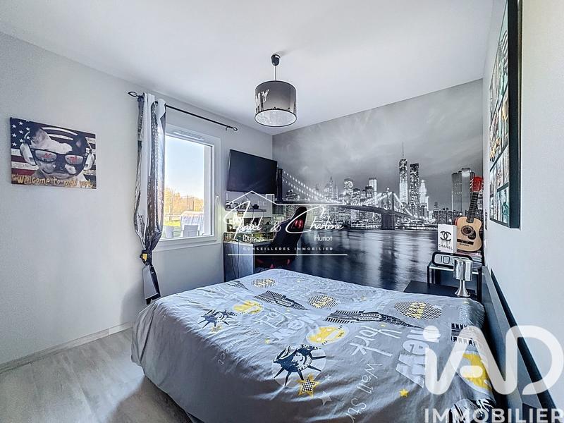 Maison - 141 m² - 8 pièces