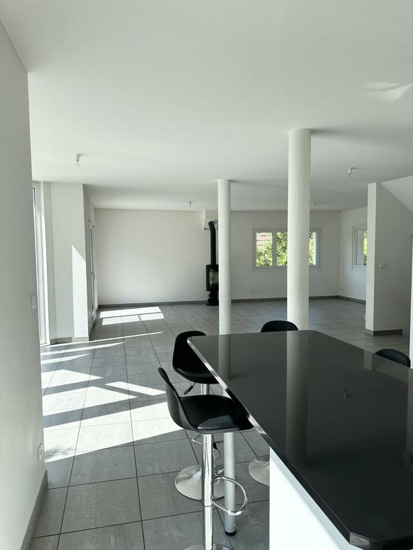 Maison contemporaine - 177 m² - 6 pièces
