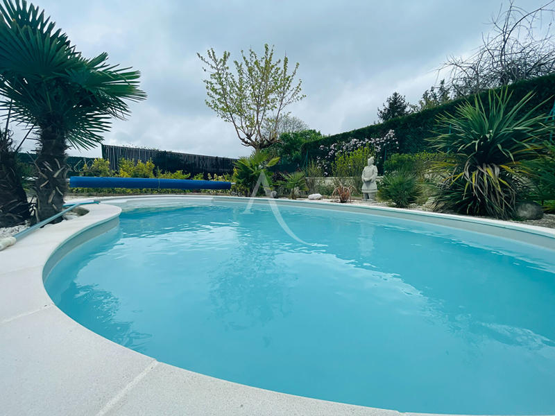 Maison - 161 m² - 7 pièces