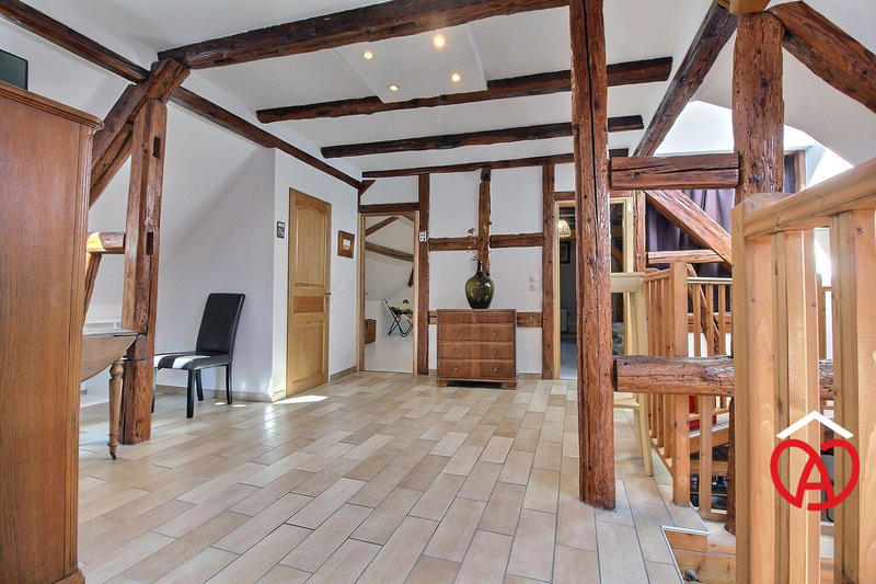 Maison - 181 m² - 8 pièces